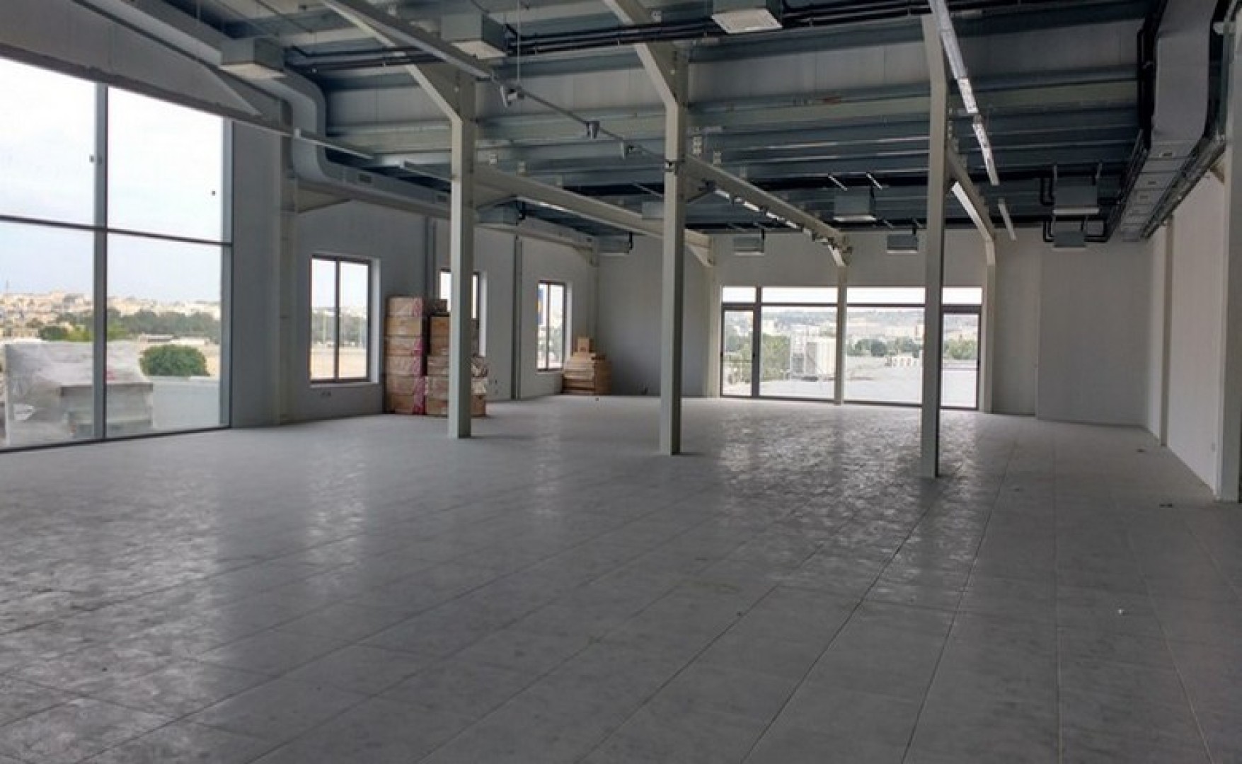 Open Plan Office in Central location for Rent