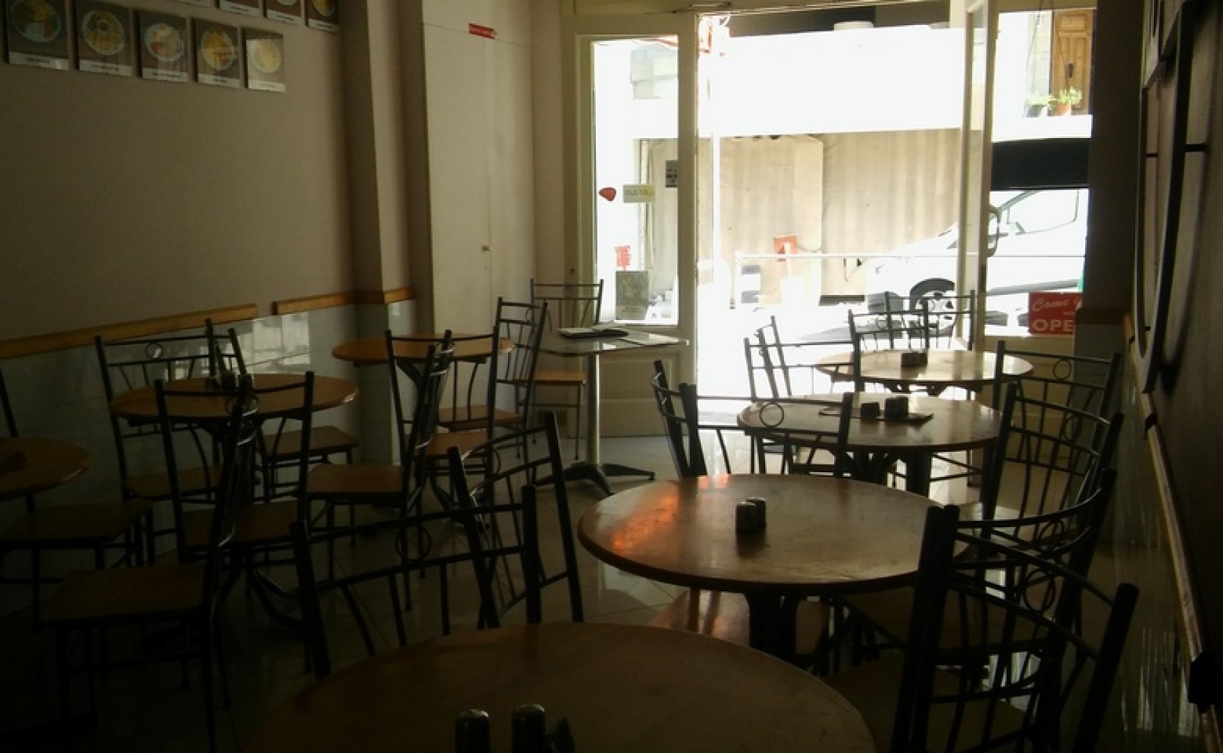 85 square metres Fast Food Restaurant for sale in Bugibba