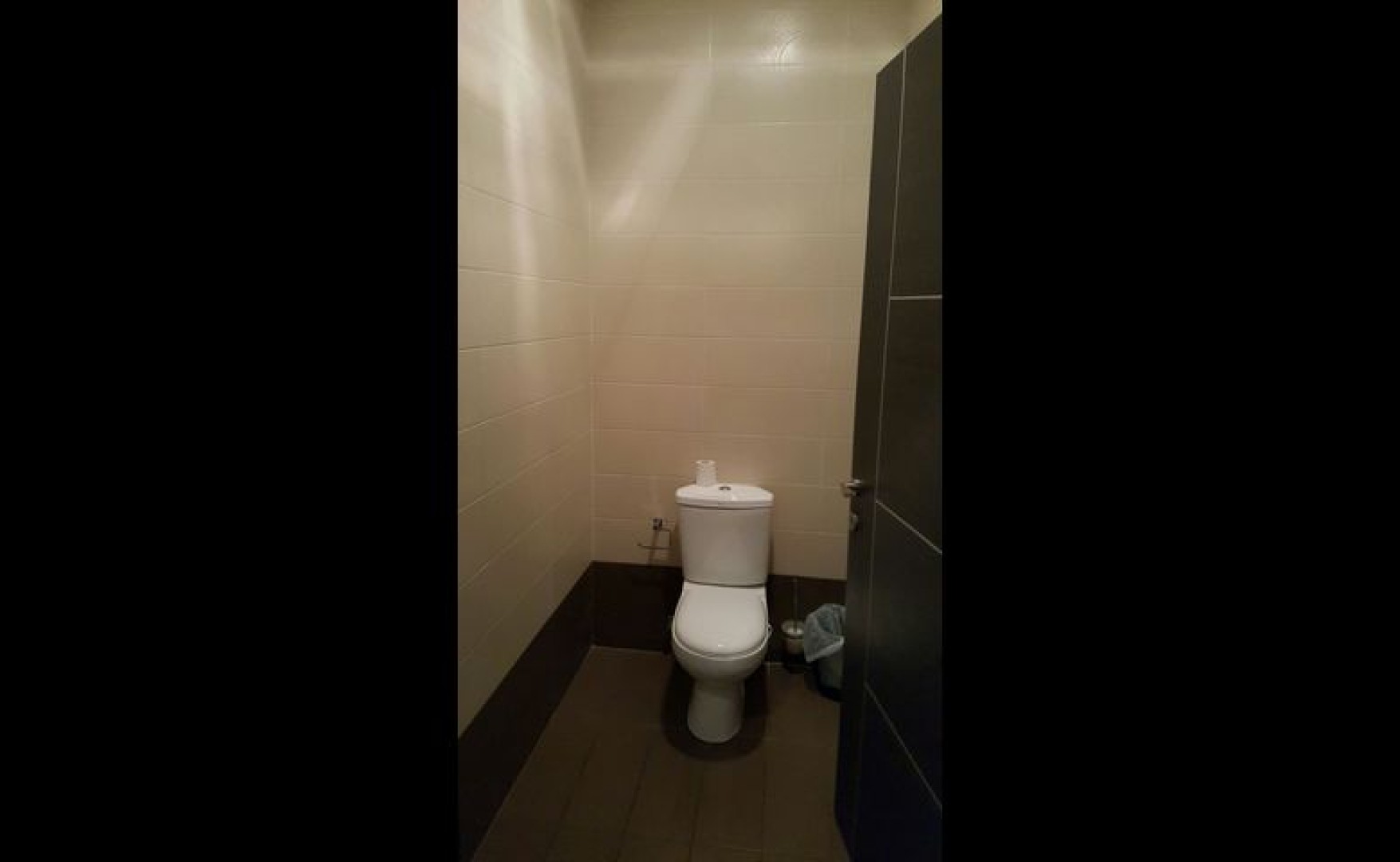 Office / Shop to let Malta: 600sqm showroom for rent in Zebbug