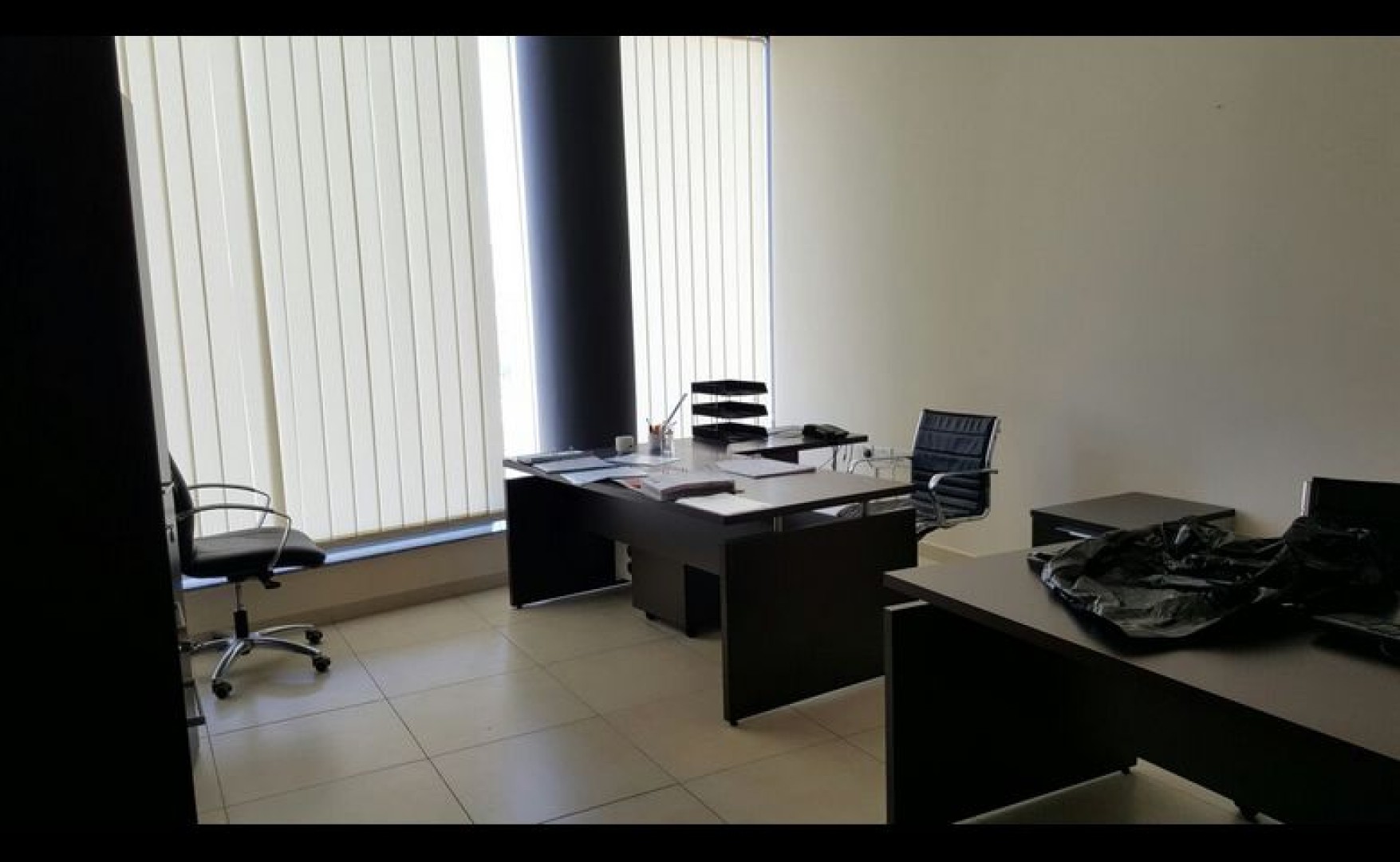 Office / Shop to let Malta: 600sqm showroom for rent in Zebbug