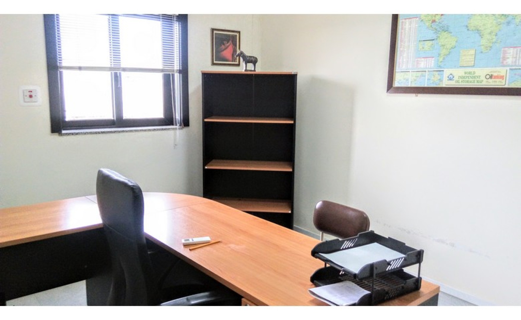 Office space for rent in Gudja