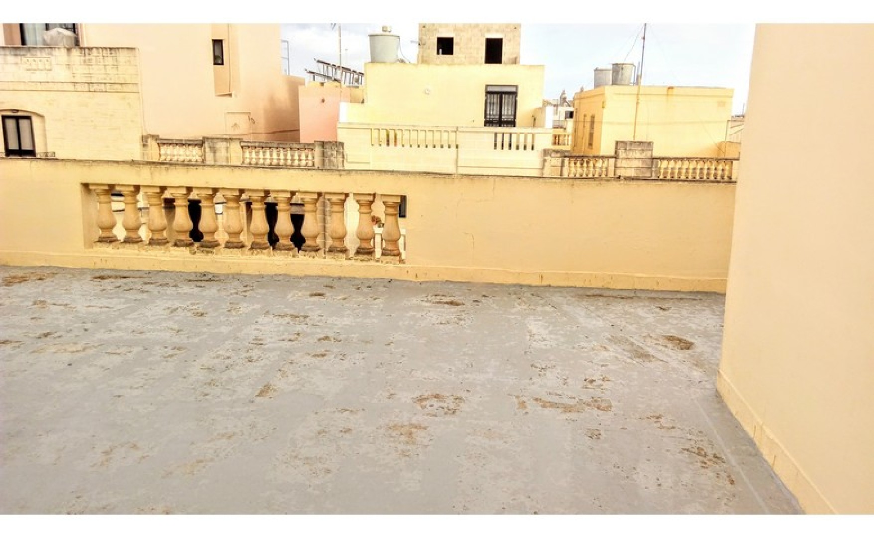 Office space for rent in Gudja
