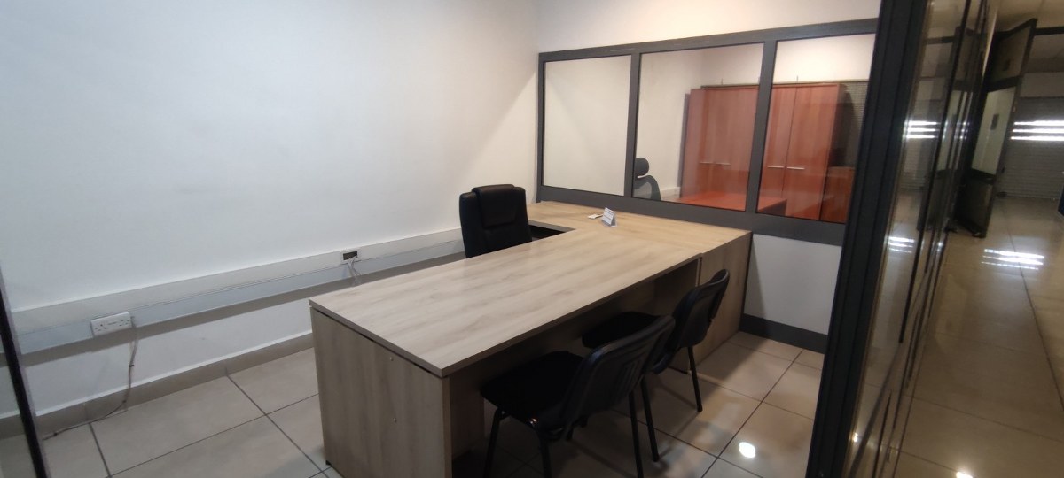 Offices for rent in Malta: 233sqm office to let in Zebbug