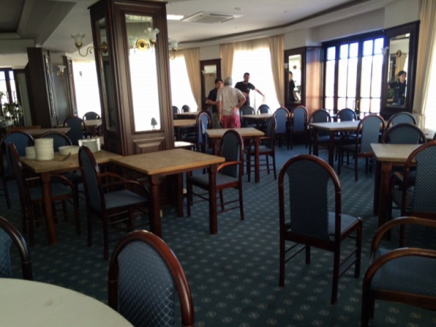 Restaurants in Malta: 90 sqm premise in Xemxija with terrace