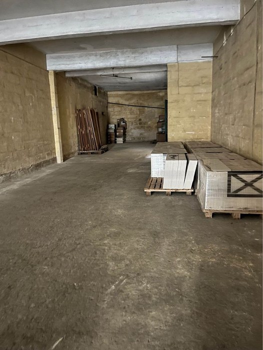 Qormi 200sqm warehouse for rent