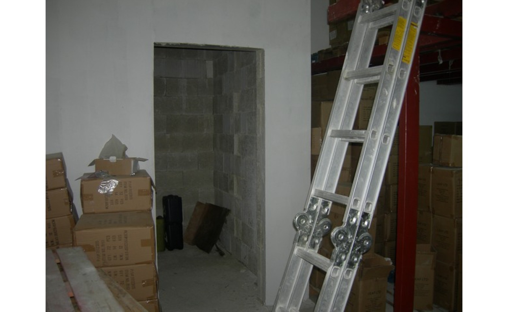 Real estate Malta: Store for rent in Zebbug