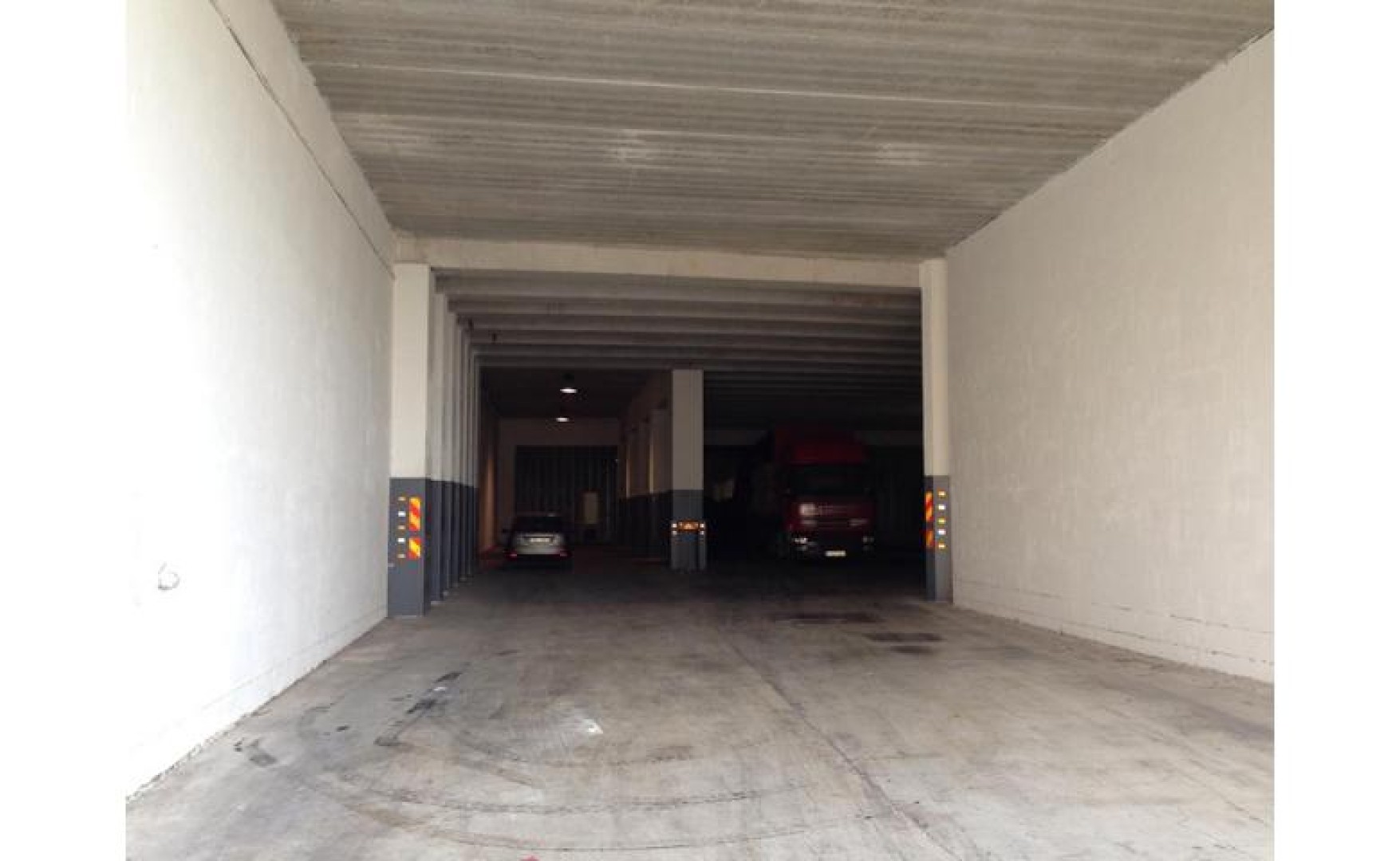 Massive 2850 square metre Warehouse for Rent/sale in Handaq Qormi
