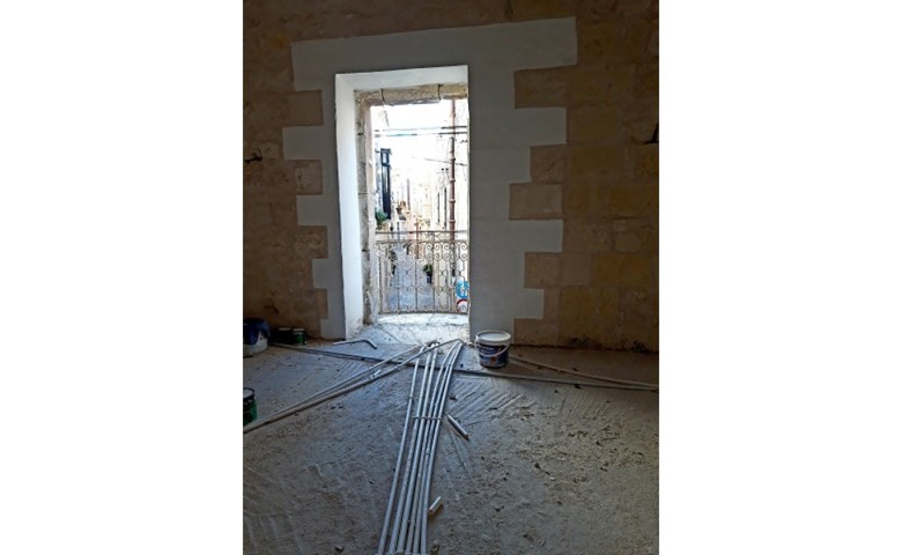 Restaurant to let Malta: Rabat huge 4 levels restaurant for rent in a 550 years old Bottega