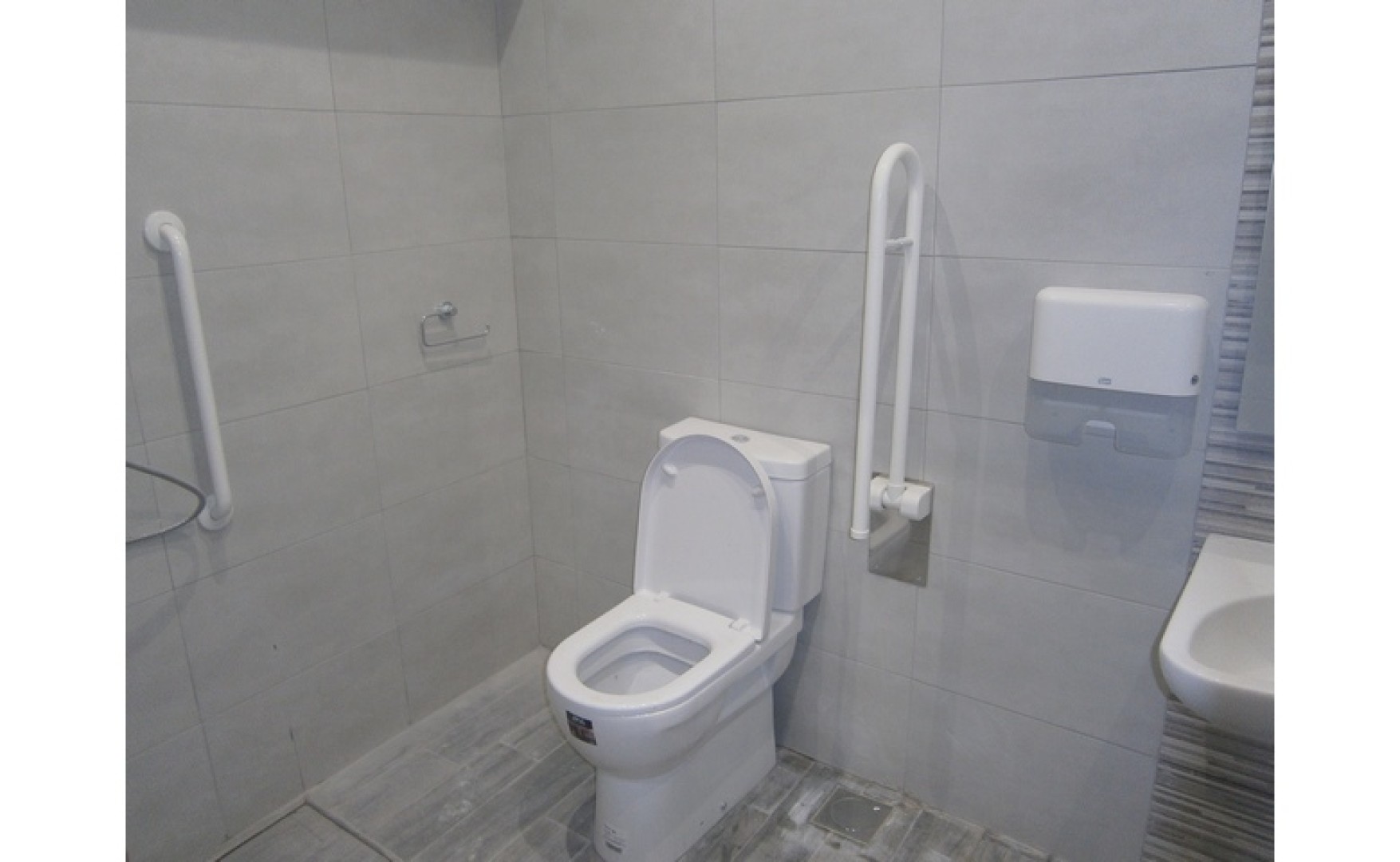 Shop to let in Malta: Kalkara 48sqm premises for rent