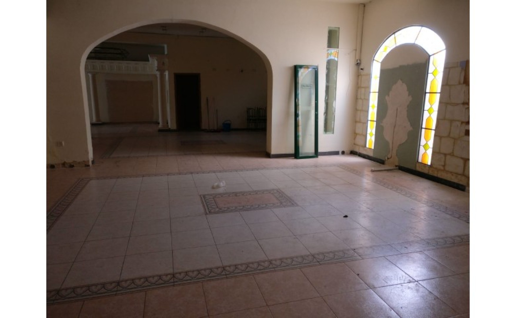 Shops for rent in Malta: 380sqm commercial premises in Rabat situated in a prime area