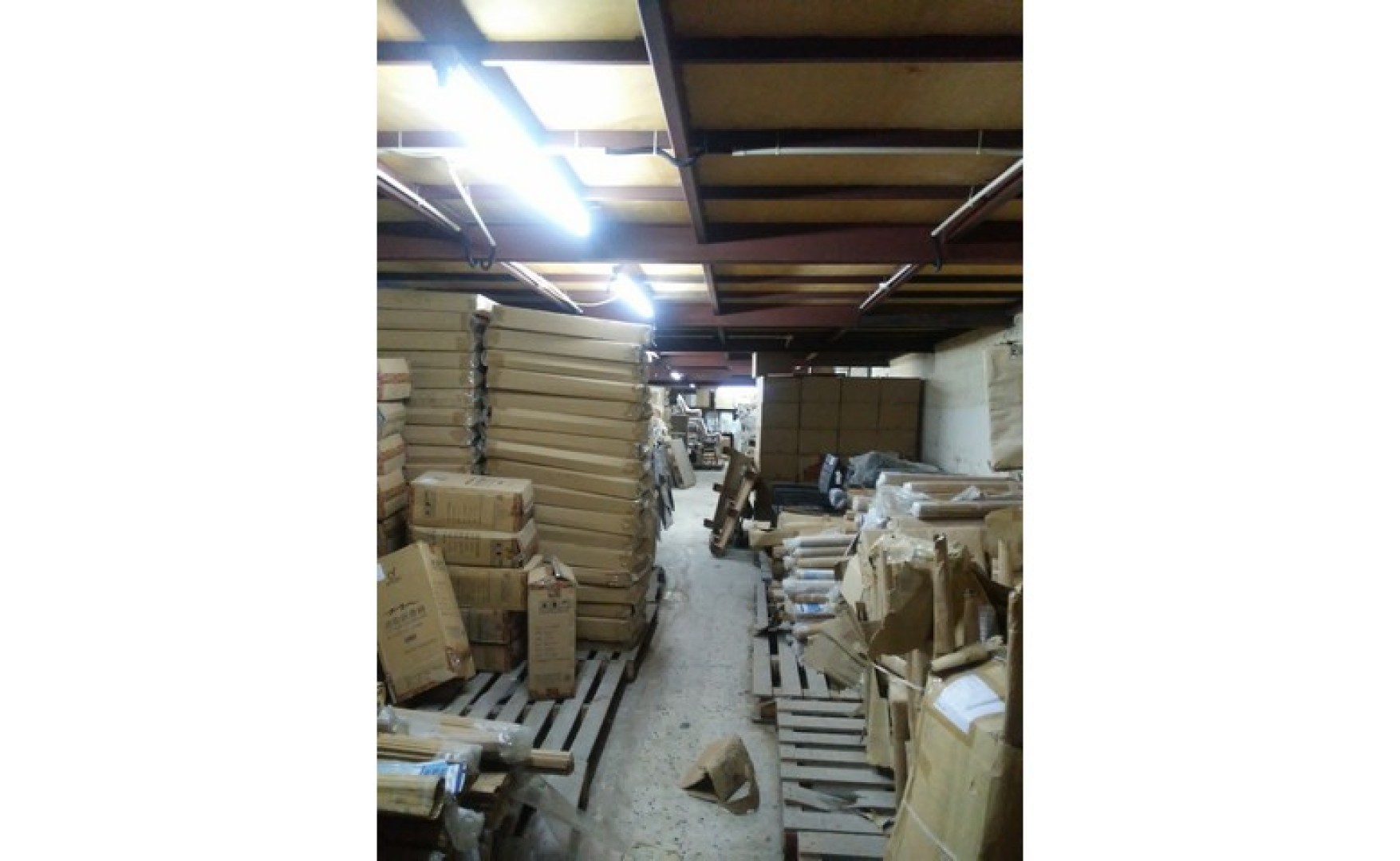 Estate agents Malta: Qormi 240 sqm commercial premises for rent