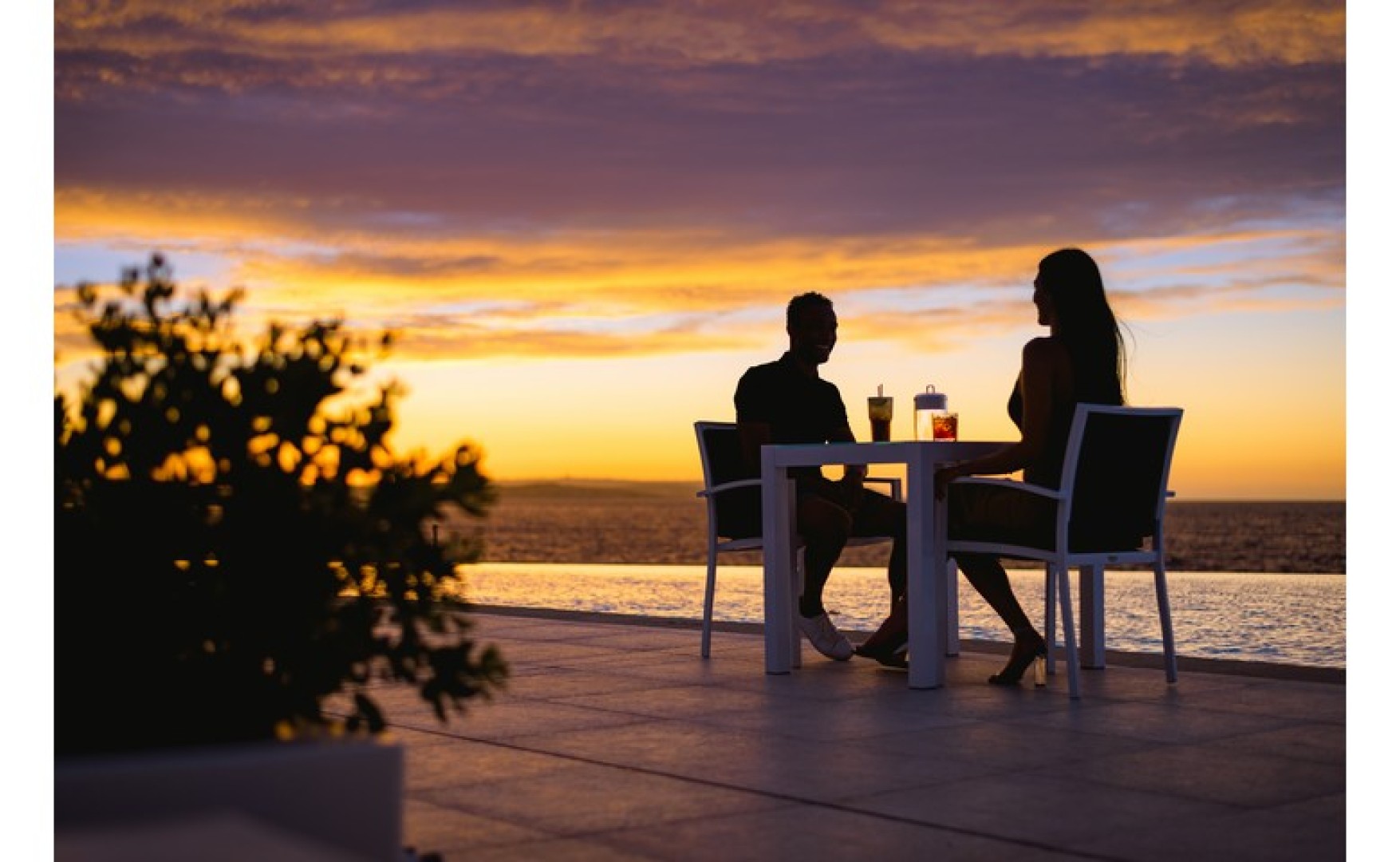 Short Lets Malta: Panoramic Venue for Private functions and Parties with Infinity Pool !