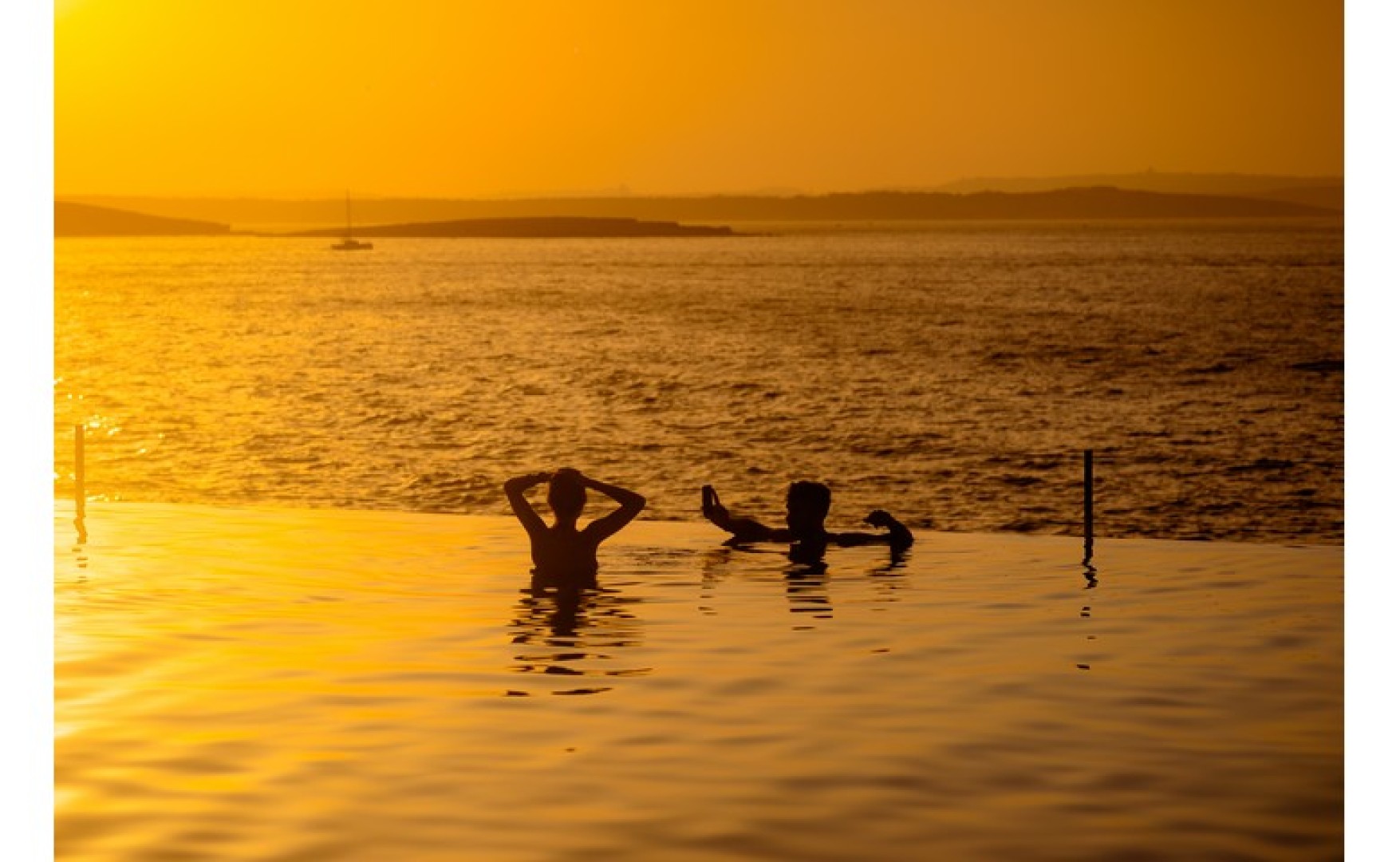 Short Lets Malta: Panoramic Venue for Private functions and Parties with Infinity Pool !