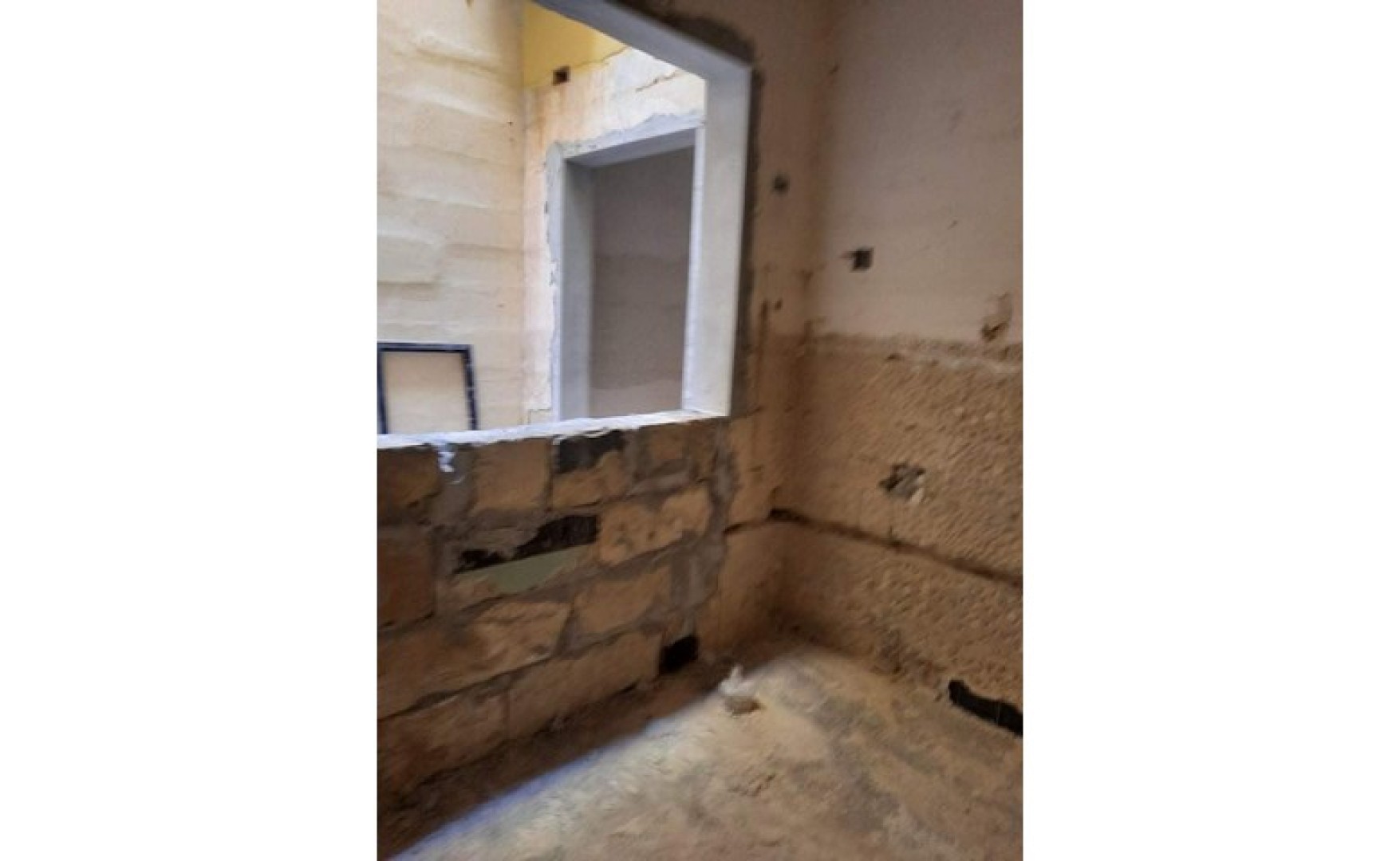 Shops for rent in Malta: Fgura centrally located shell form premises for rent
