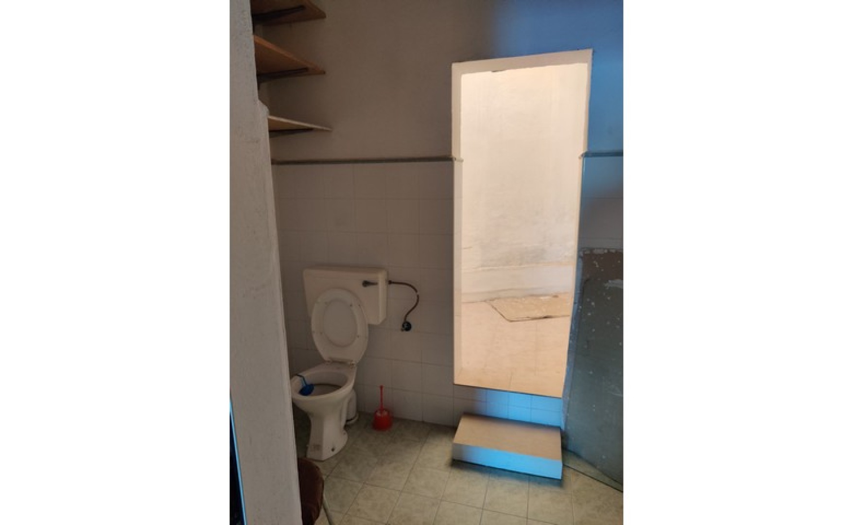 Shop to let in Malta: Bugibba 80 SQM premises for rent