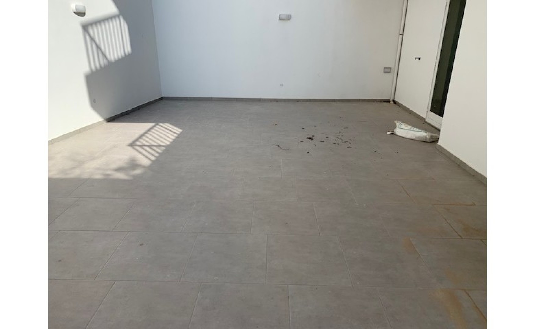 Offices for rent Malta: 120sqm office to let in the heart of Qawra
