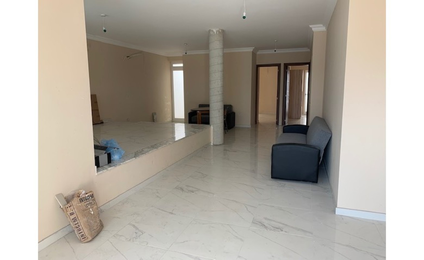 Offices for rent Malta: 120sqm office to let in the heart of Qawra