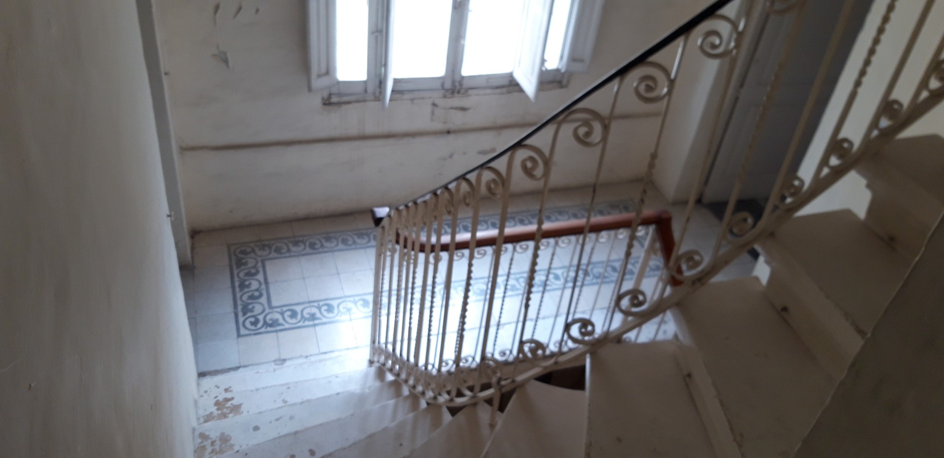 Malta real estate:Corner house for sale with three shops in Rabat