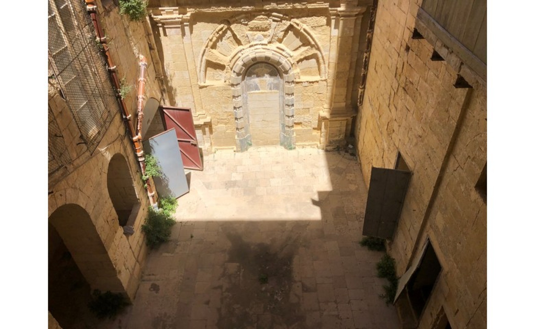 Real estate Malta: This is a Stunning Palazzo For Rent over 4 floors in the heart of Valletta