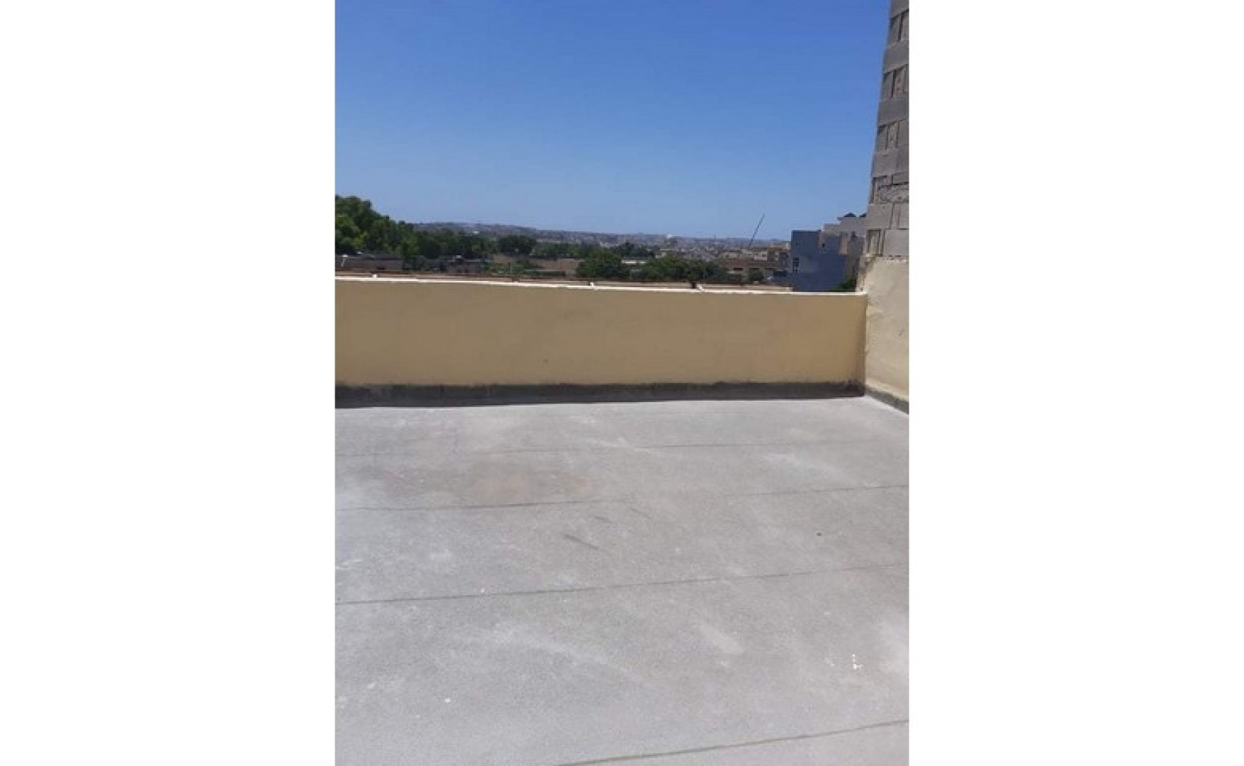 Offices for rent Malta:Central office for rent in Marsa