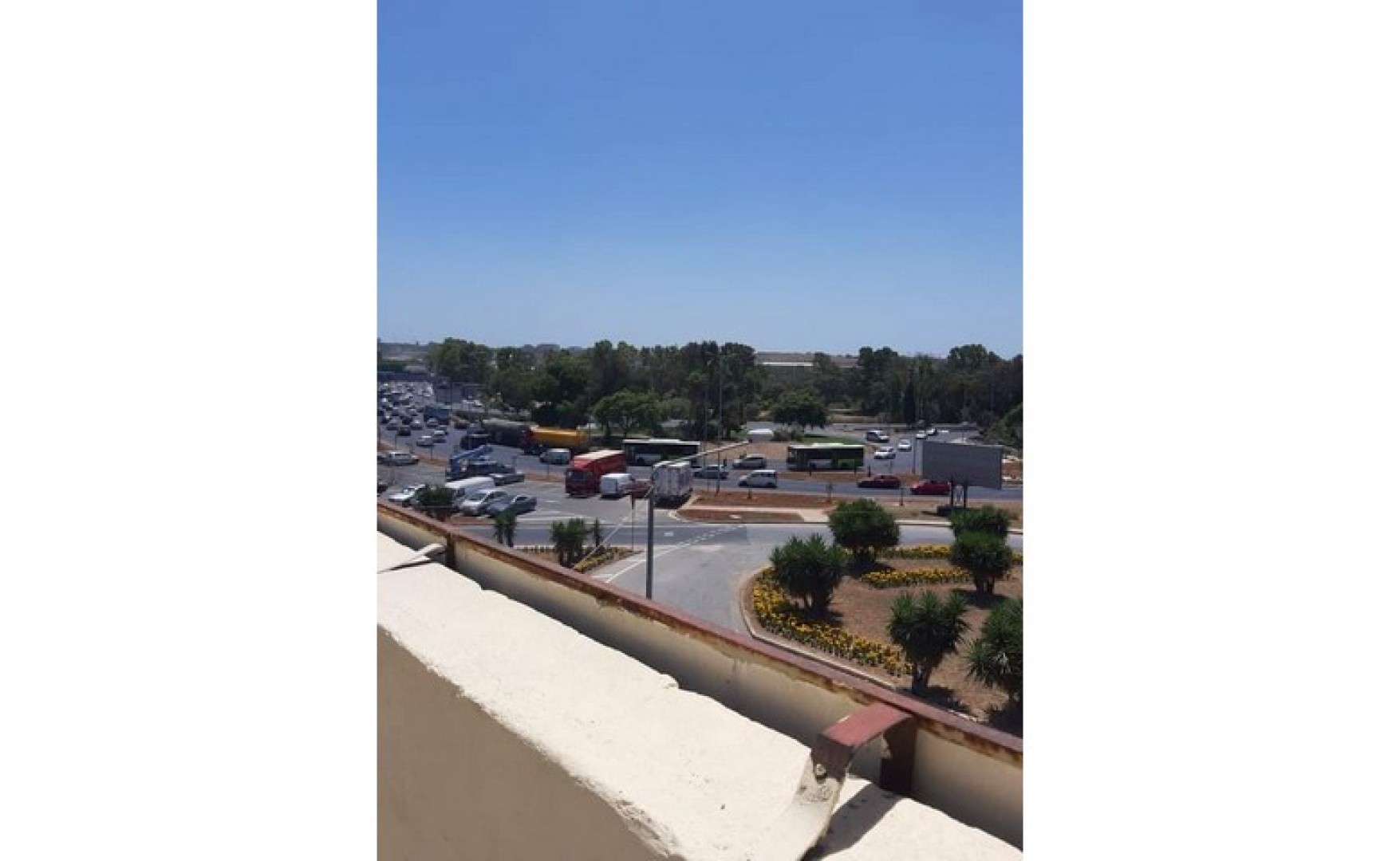 Offices for rent Malta:Central office for rent in Marsa