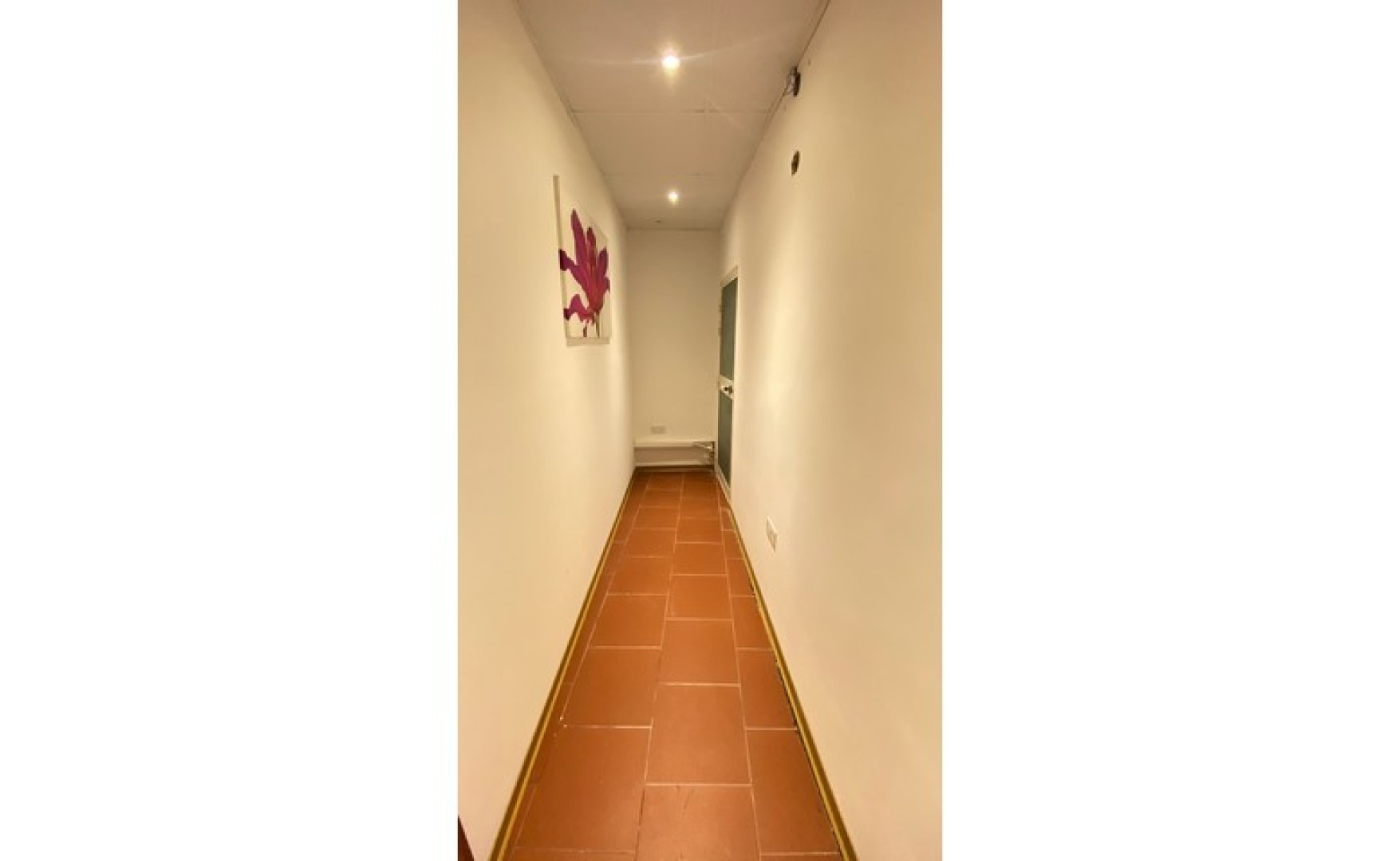 Shops for rent in Malta: 45sqm commercial premises in Rabat