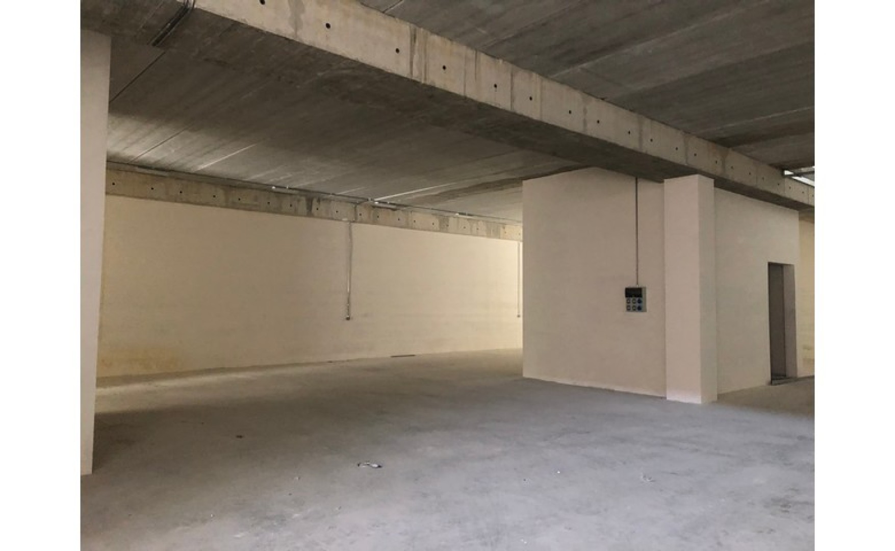 Real estate Malta: 10,000sqm Burmarrad Massive Warehouse for rent