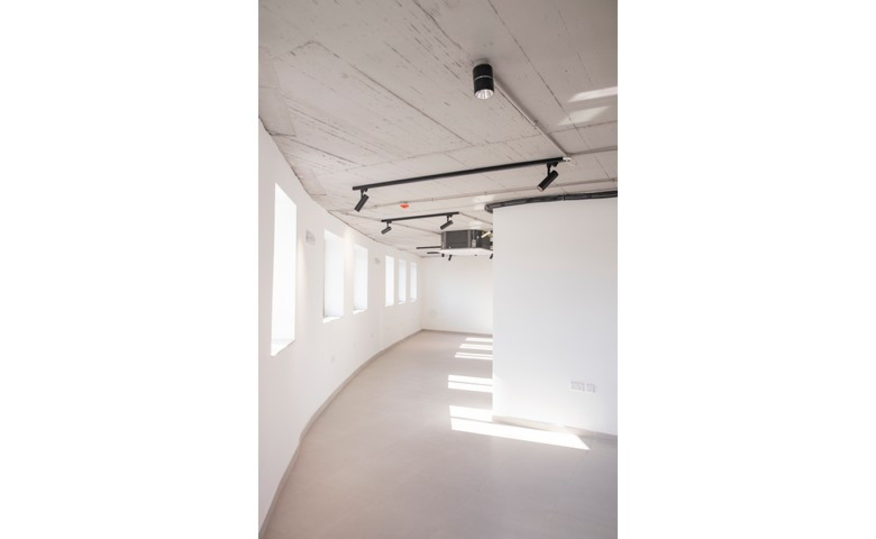 Offices for rent Malta: Central office to let in Marsa with an area of 240sqm