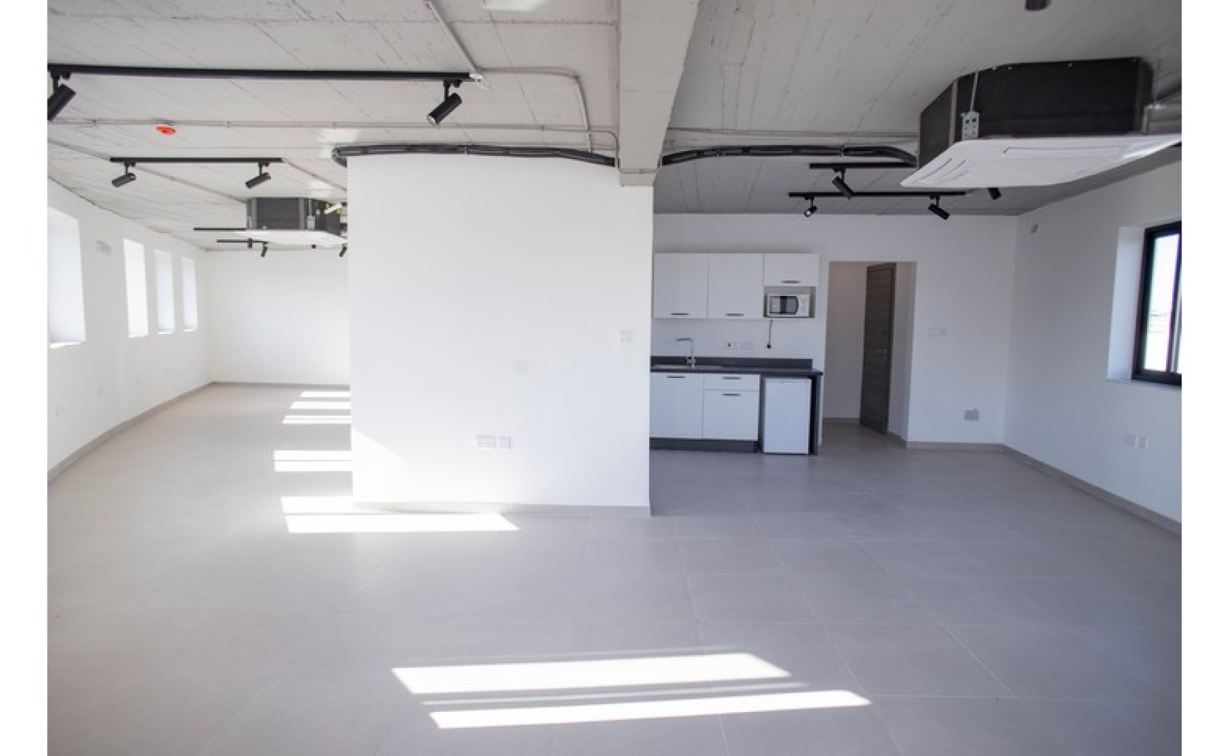 Offices for rent Malta: Central office to let in Marsa with an area of 240sqm