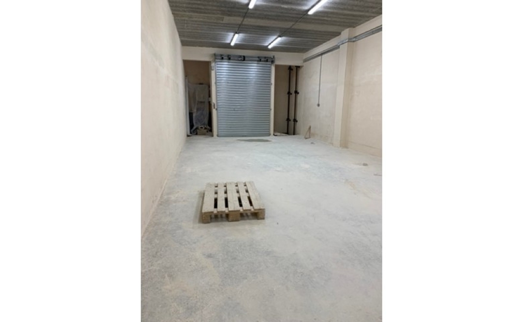 Estate agents Malta: New Qormi Commercial Block including Office and Warehouse