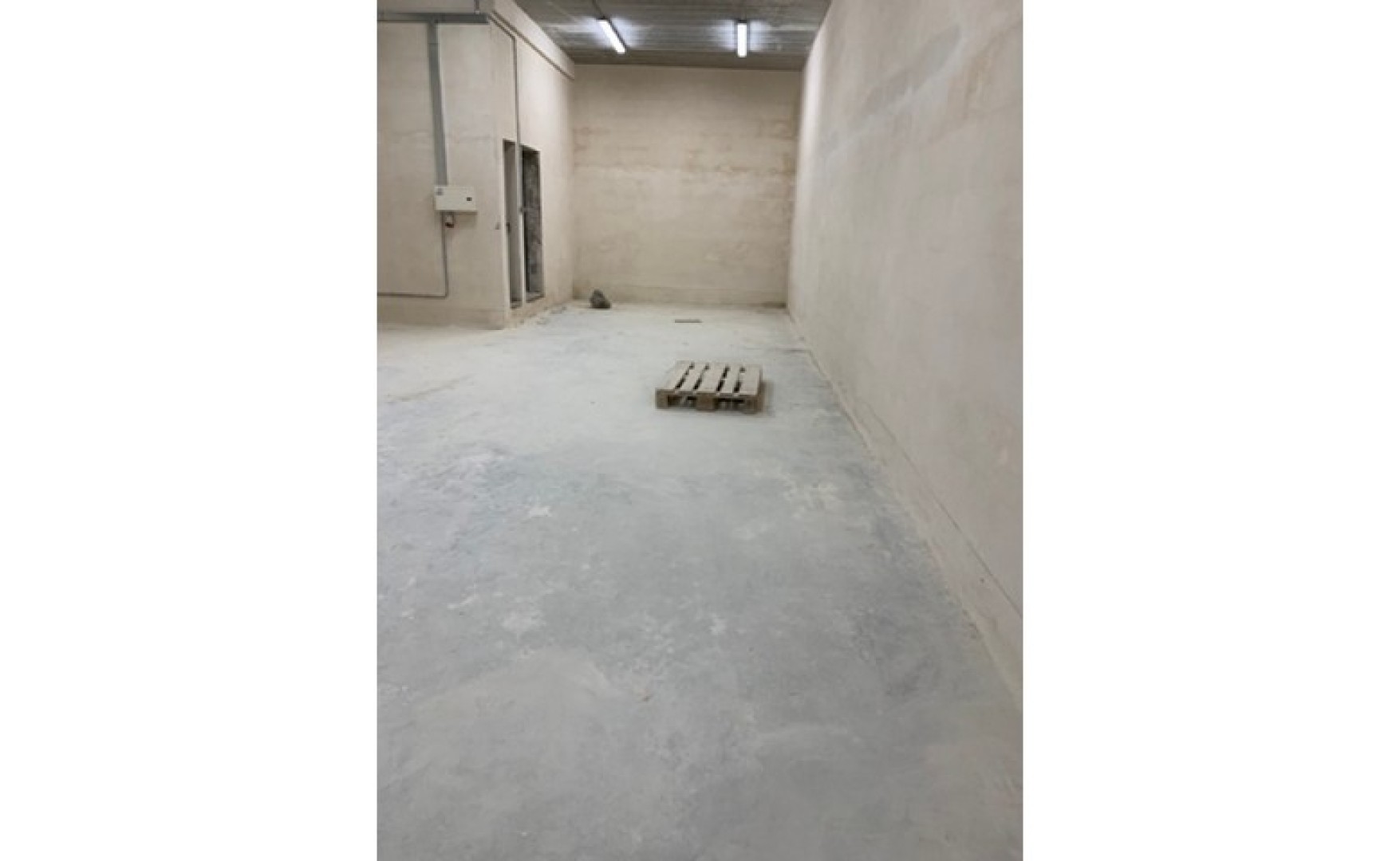 Estate agents Malta: New Qormi Commercial Block including Office and Warehouse