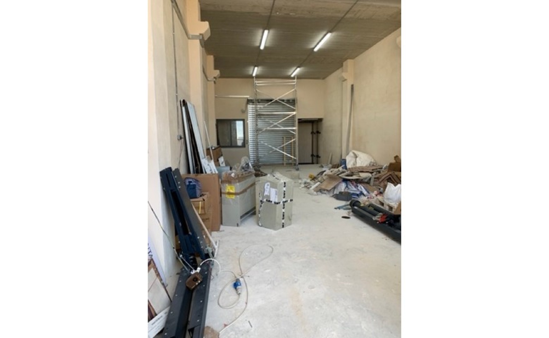 Estate agents Malta: New Qormi Commercial Block including Office and Warehouse