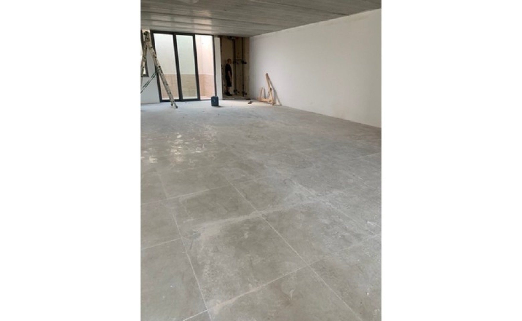 Estate agents Malta: New Qormi Commercial Block including Office and Warehouse
