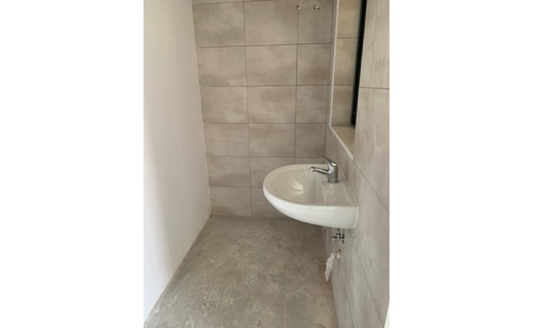 Estate agents Malta: New Qormi Commercial Block including Office and Warehouse