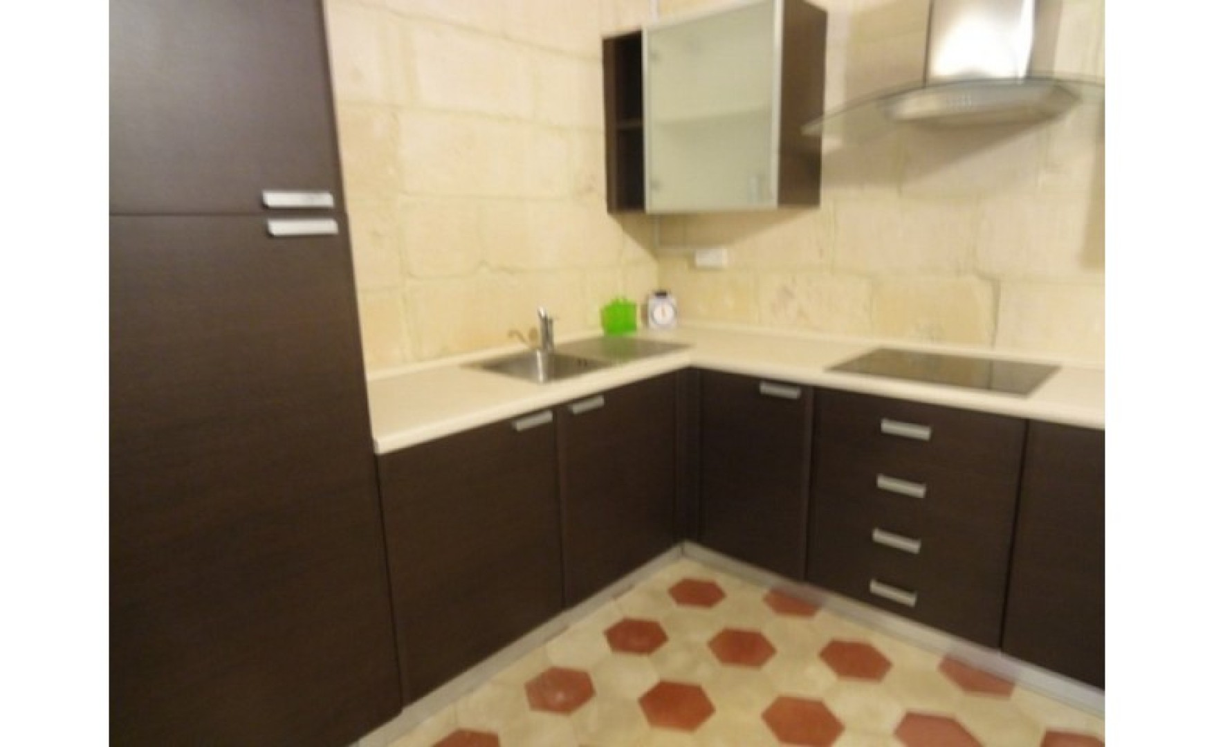 Estate agents Malta: x18 one bedroom apartments for rent in Valletta