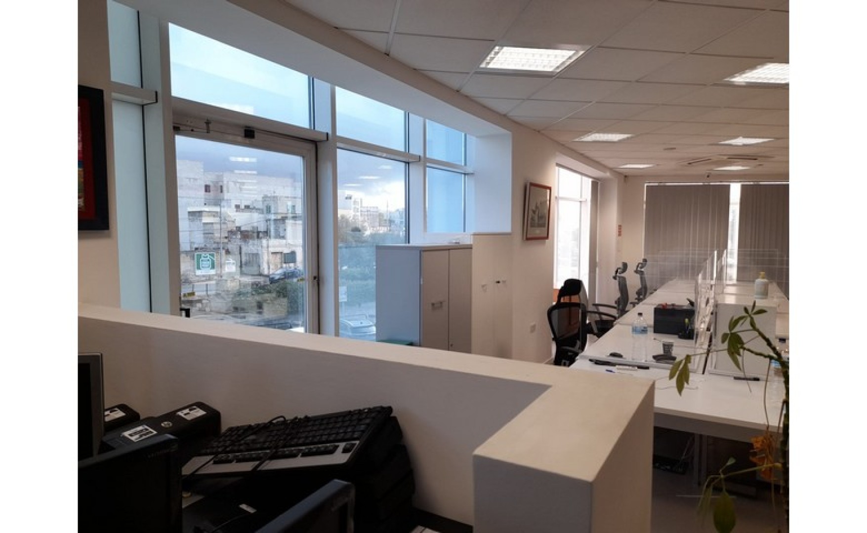 Office to let Malta: Qormi 275sqm commercial premises for rent