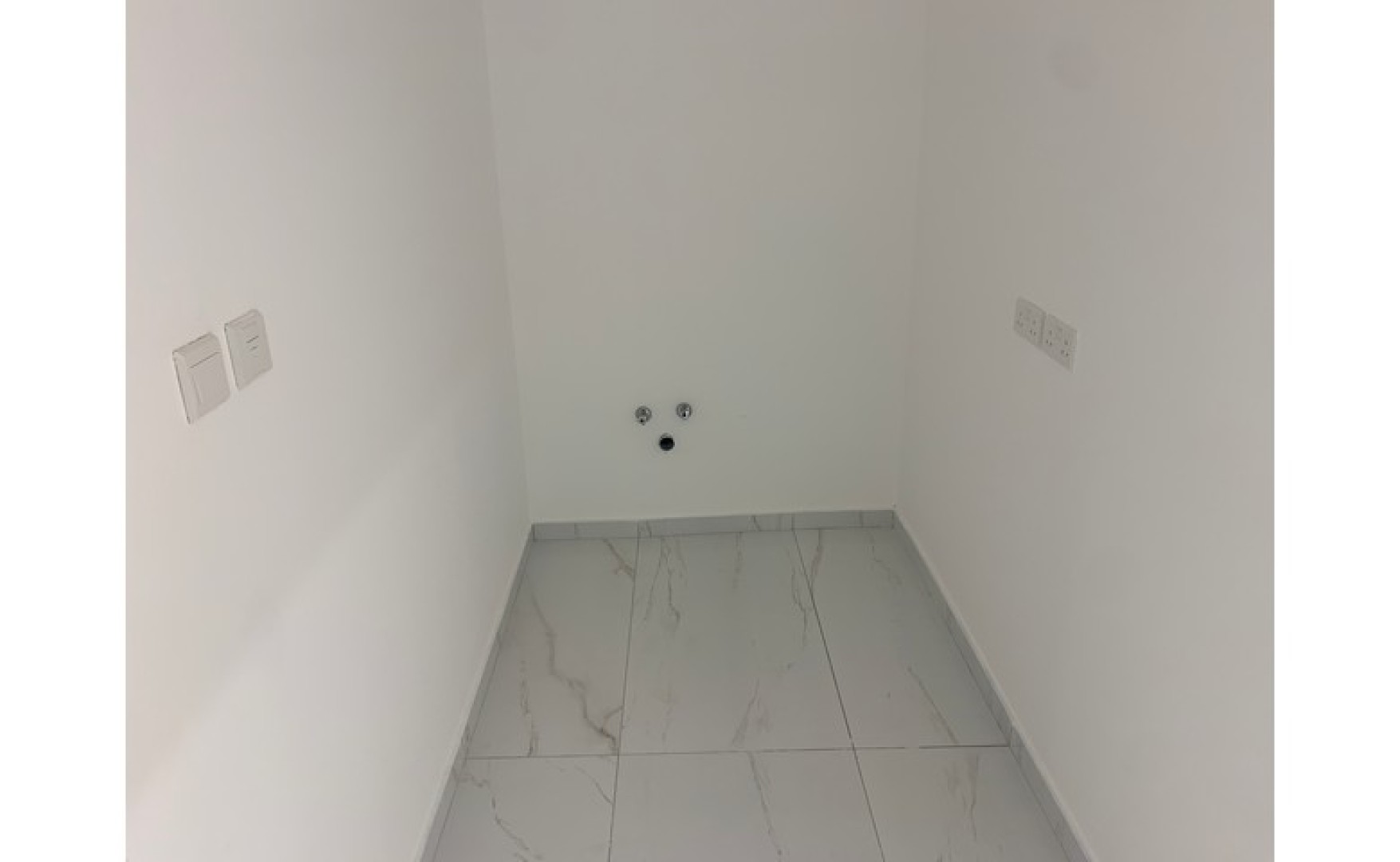 Office / shop in Valletta with an area of 175sqm