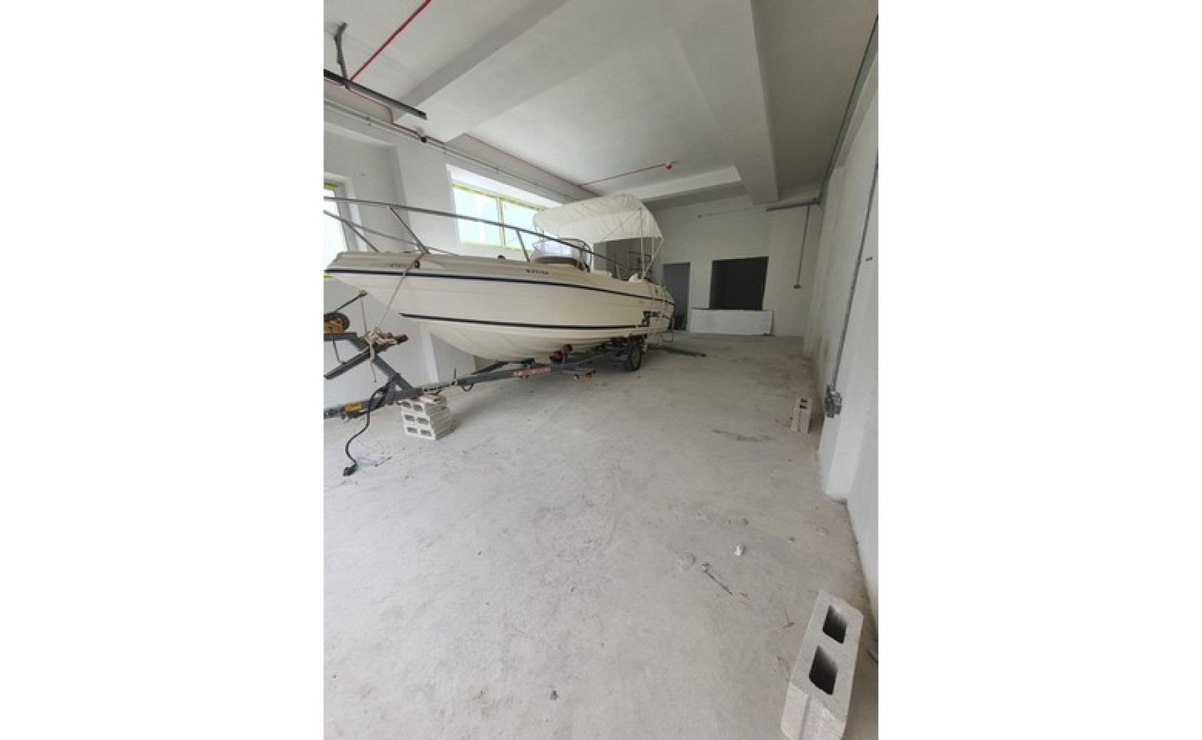 Offices for rent Malta: Marsa selection of offices to let in a 1500sqm block