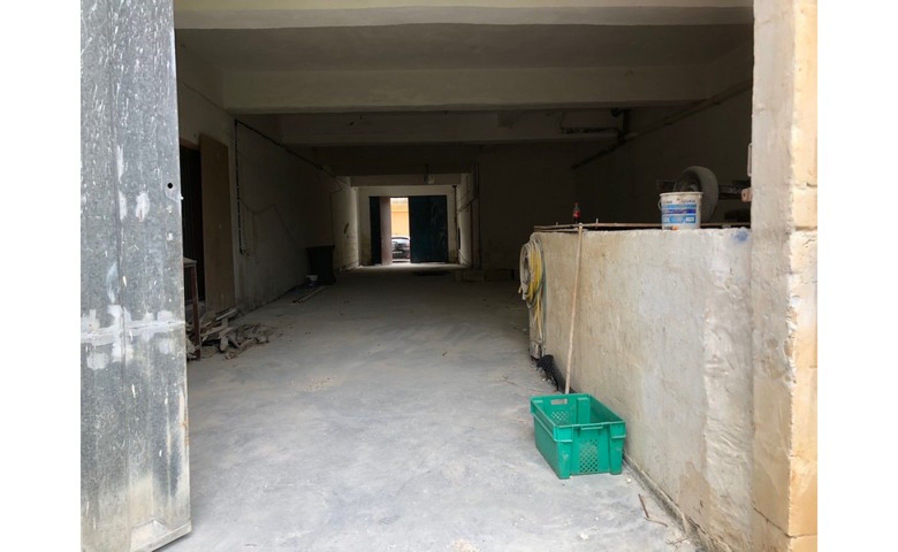 Estate agents Malta: Zebbug 640sqm commercial premises for rent