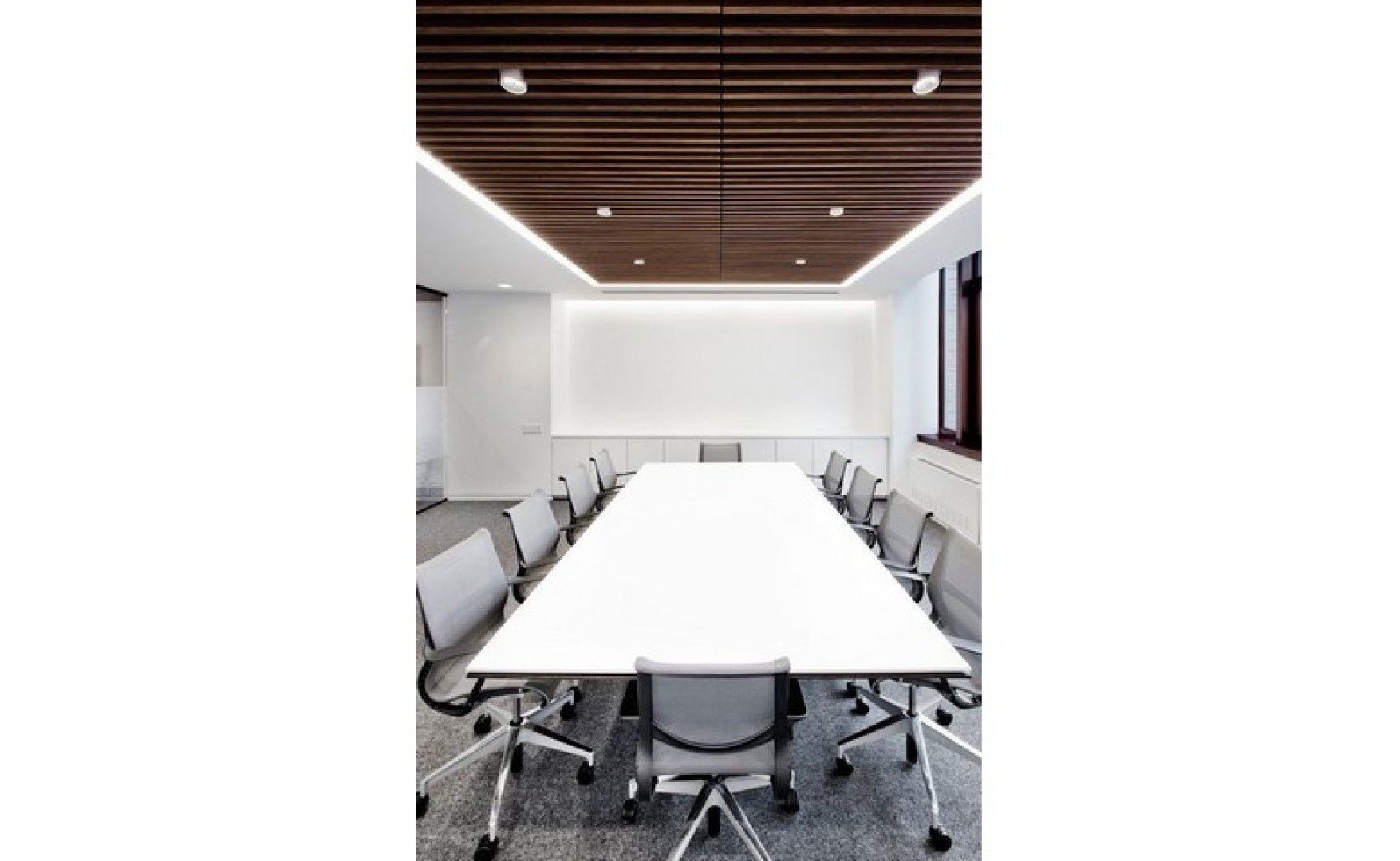 Office for rent in Ta xbiex that consists of 208sqm for rent