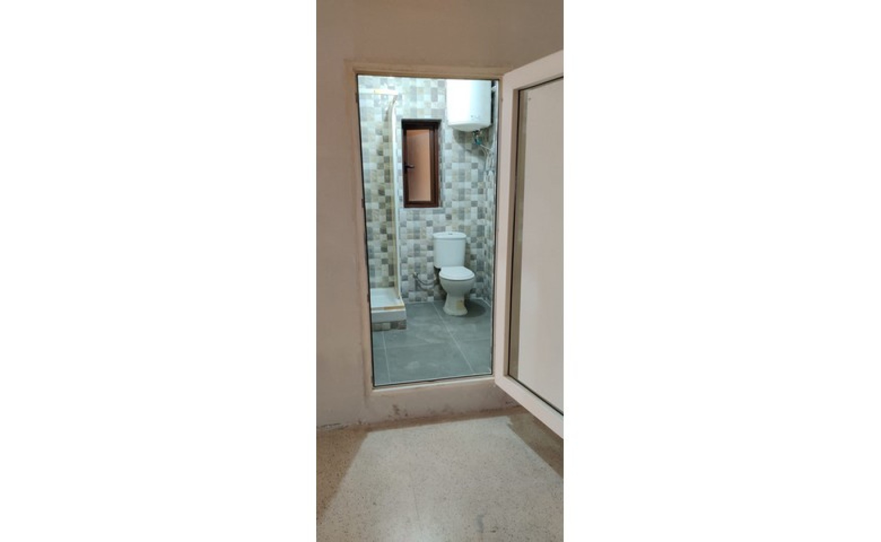 Real estate Malta: 80sqm street level garage/storage in St Paul's Bay