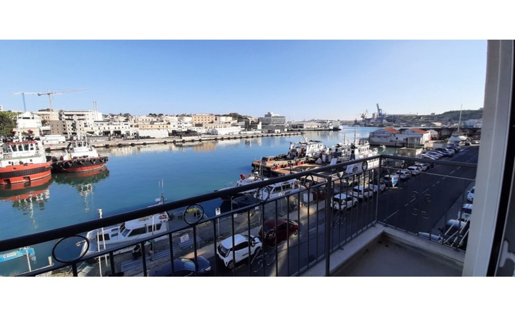 Offices to let Malta: 700sqm office space for rent in Marsa