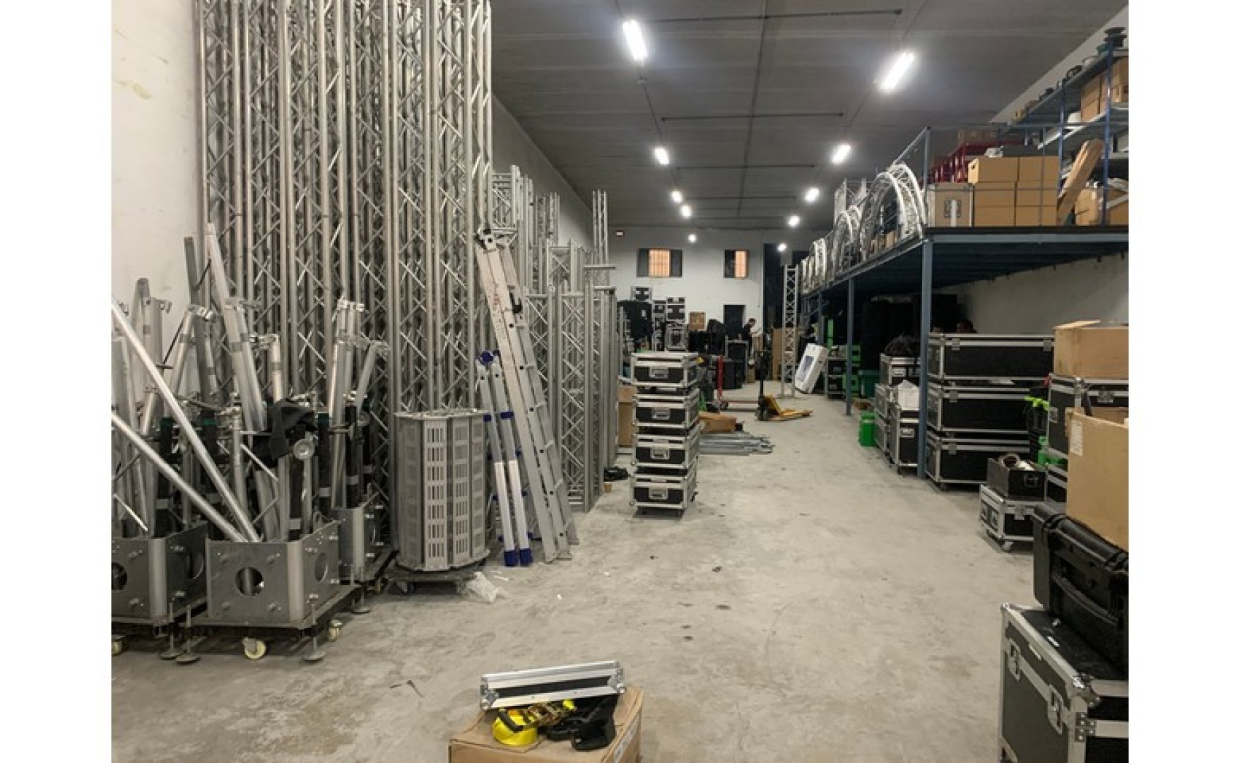 Warehouse / Office for rent in Malta: Zebbug 680qm office to let