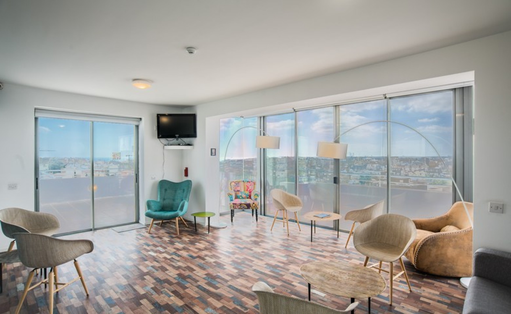 Offices in Malta: Shared Offices For Rent in a New Office Block in San Gwann