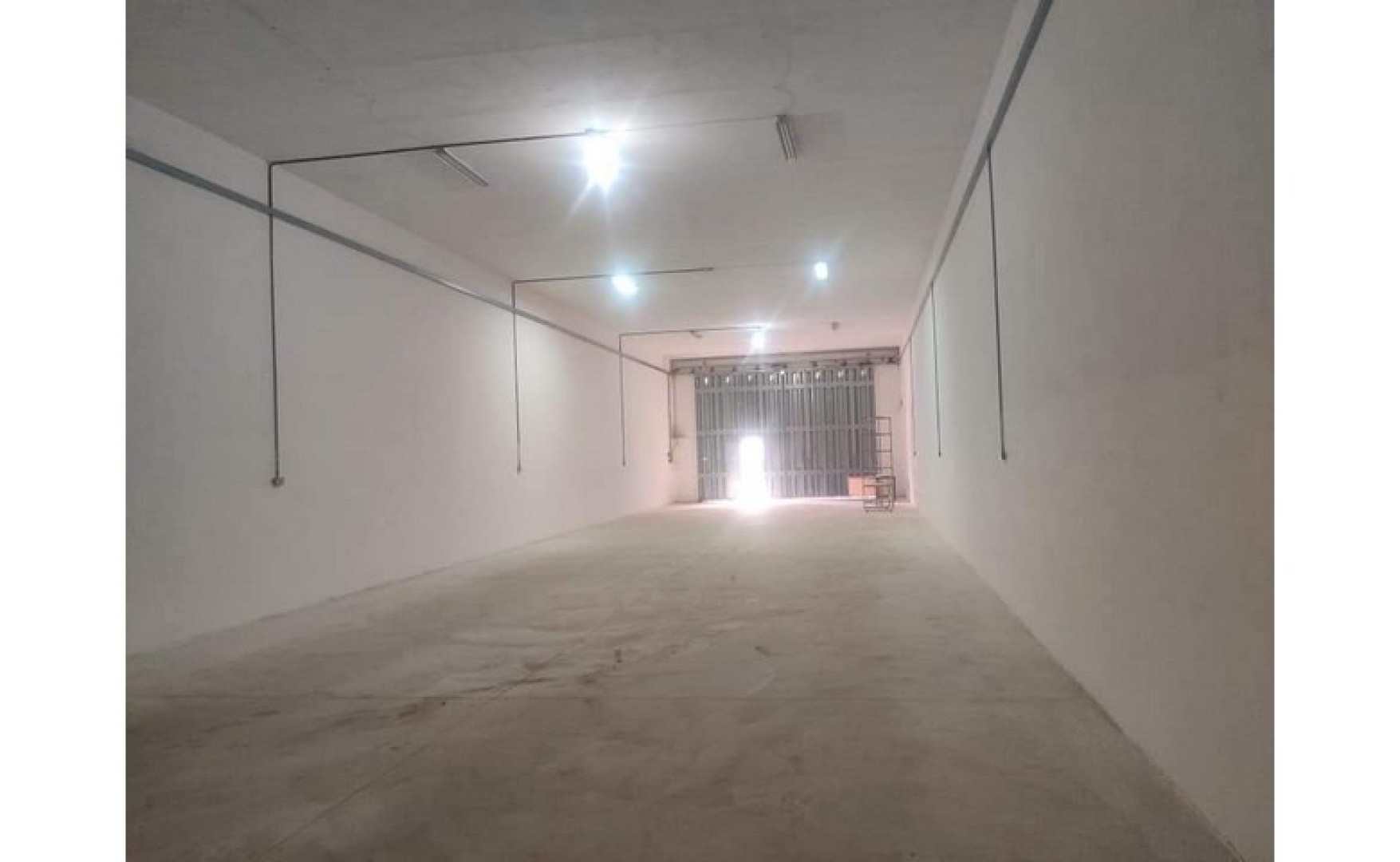 Mqabba 432sqm warehouse for rent