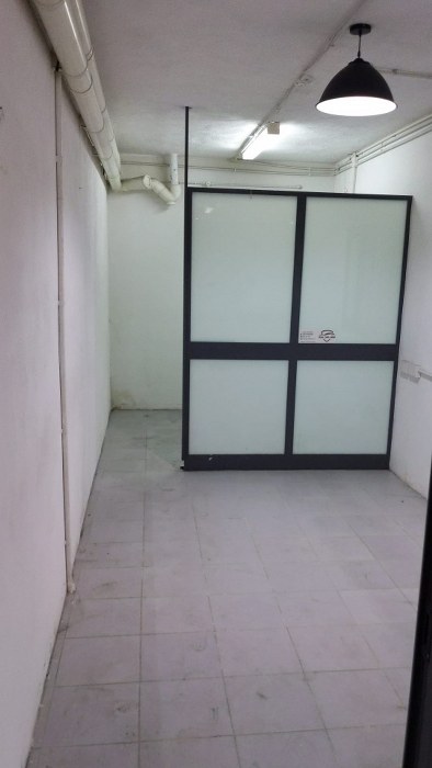 Naxxar commercial space for rent