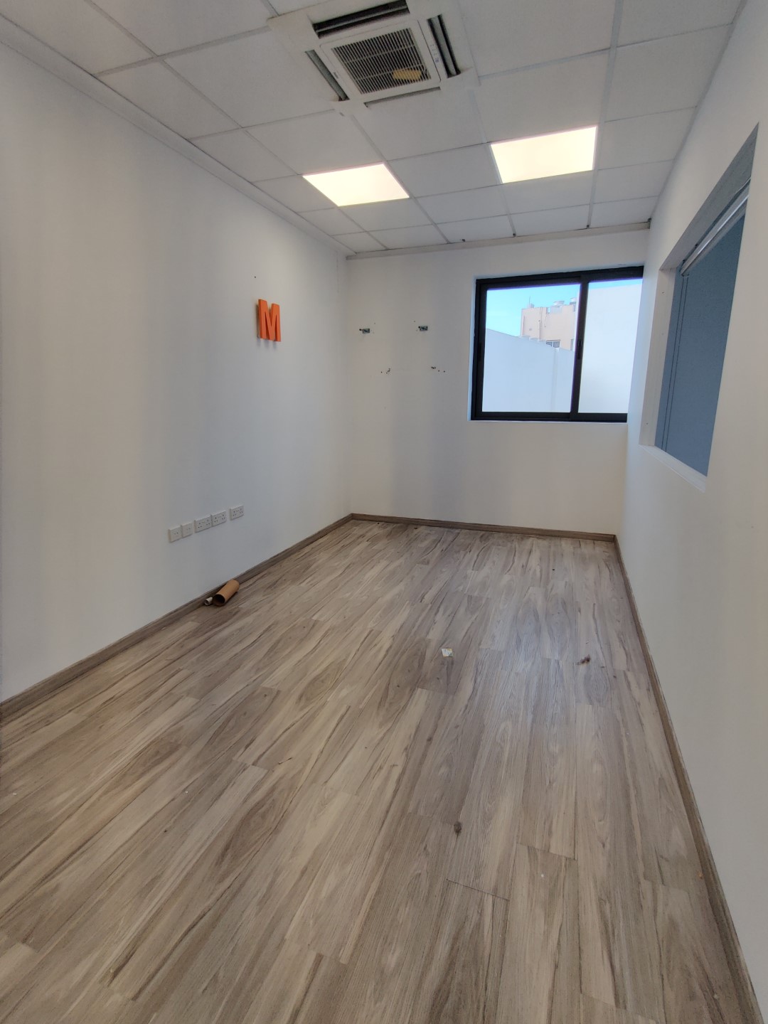 Office for rent Malta: 185sqm commercial premises to let in Sliema