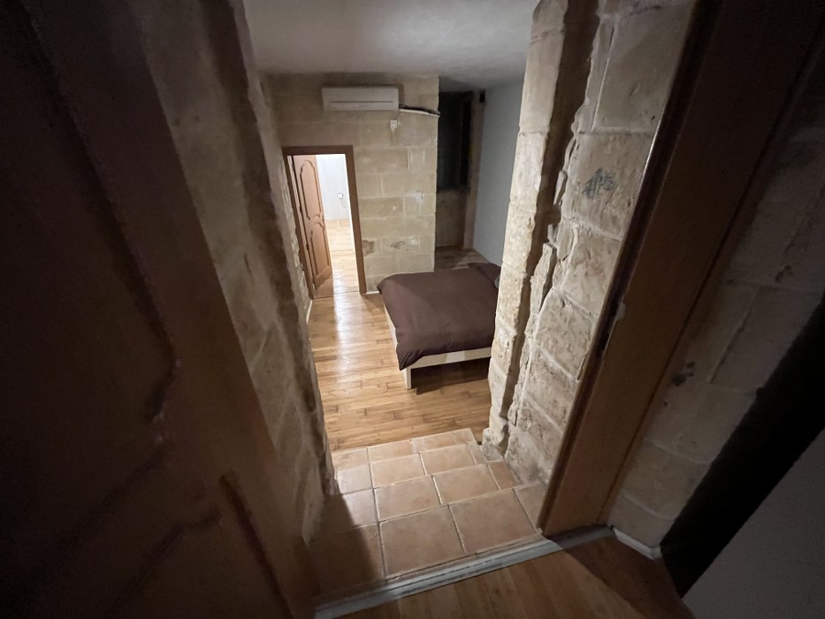 Historic Valletta Studio with Maltese Balcony Near St. John's Co-Cathedral