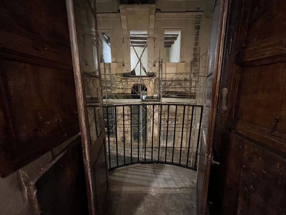 Historic Valletta Studio with Maltese Balcony Near St. John's Co-Cathedral