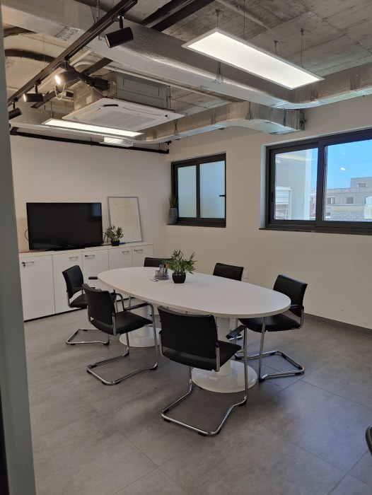 Ta' Xbiex 490sqm office to let